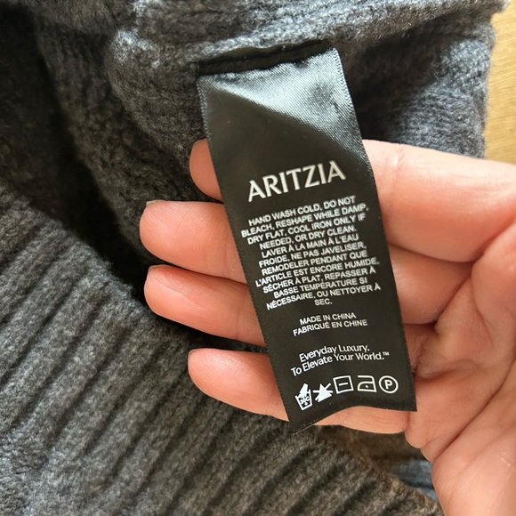Aritzia Sunday Best Charcoal Sweater Sz XS - Picture 8 of 8